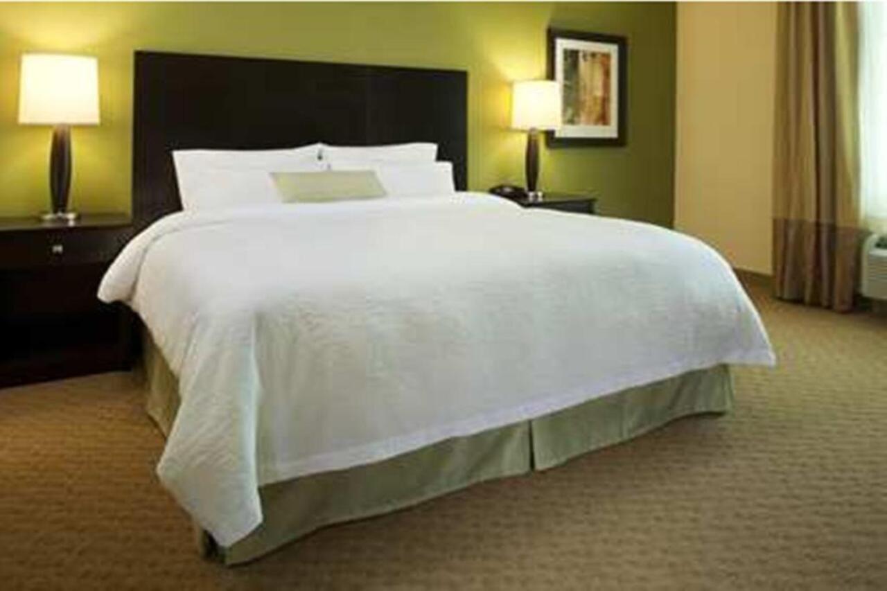 Hampton Inn & Suites Pensacola/I-10 Pine Forest Road Ferry Pass Dış mekan fotoğraf
