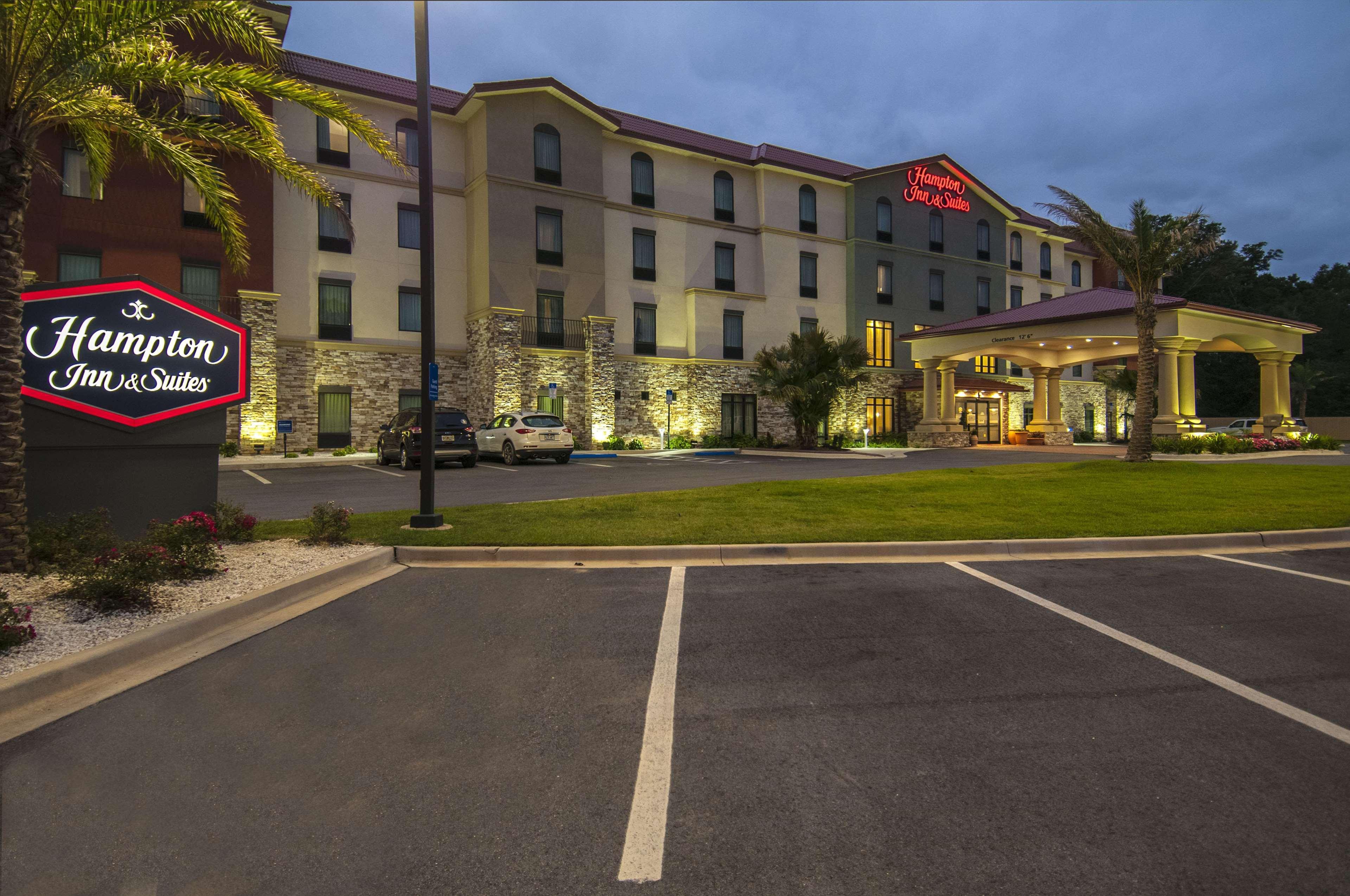 Hampton Inn & Suites Pensacola/I-10 Pine Forest Road Ferry Pass Dış mekan fotoğraf