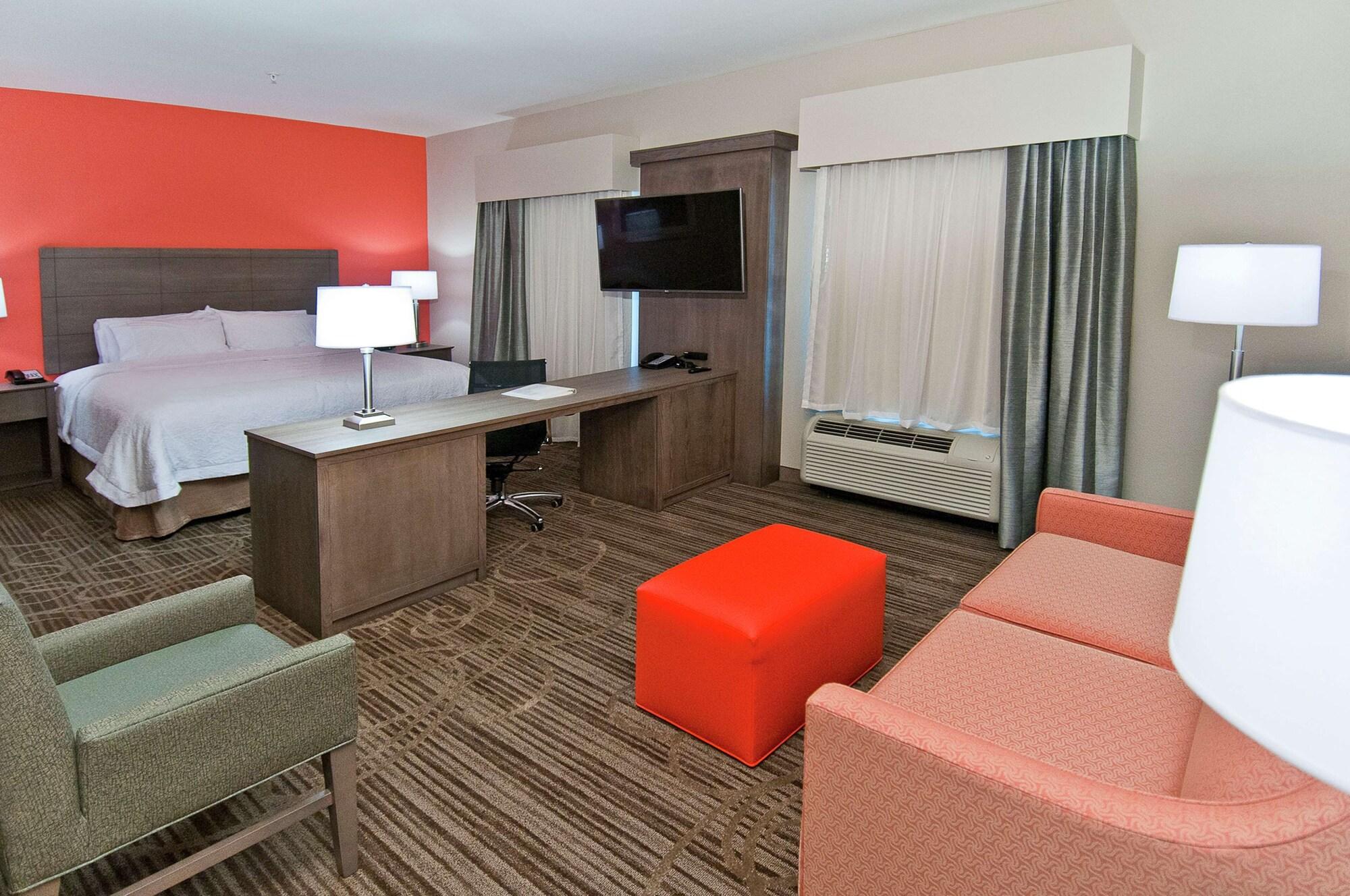 Hampton Inn & Suites Pensacola/I-10 Pine Forest Road Ferry Pass Dış mekan fotoğraf